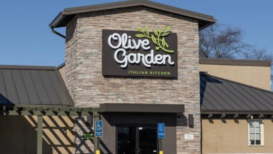 Olive Garden exterior.