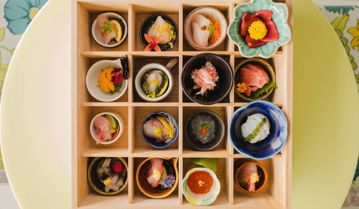 Makoto Omakase box.