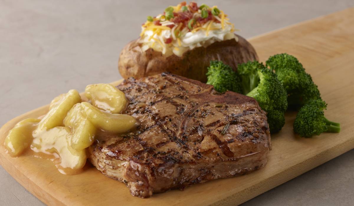 Smokey Bones' Pork Porterhouse With Bourbon Apples